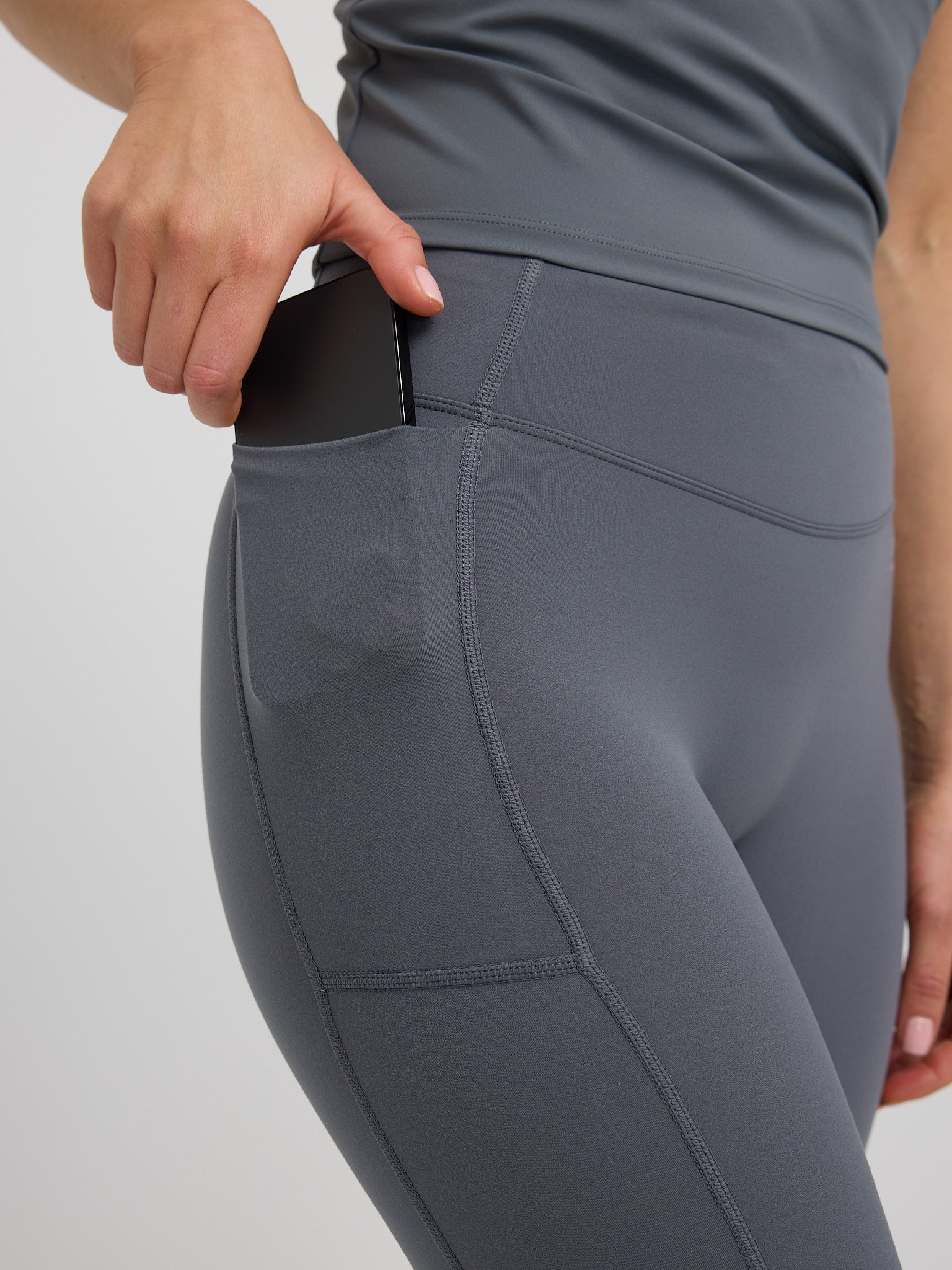 Jadie Complete Pocket Leggings