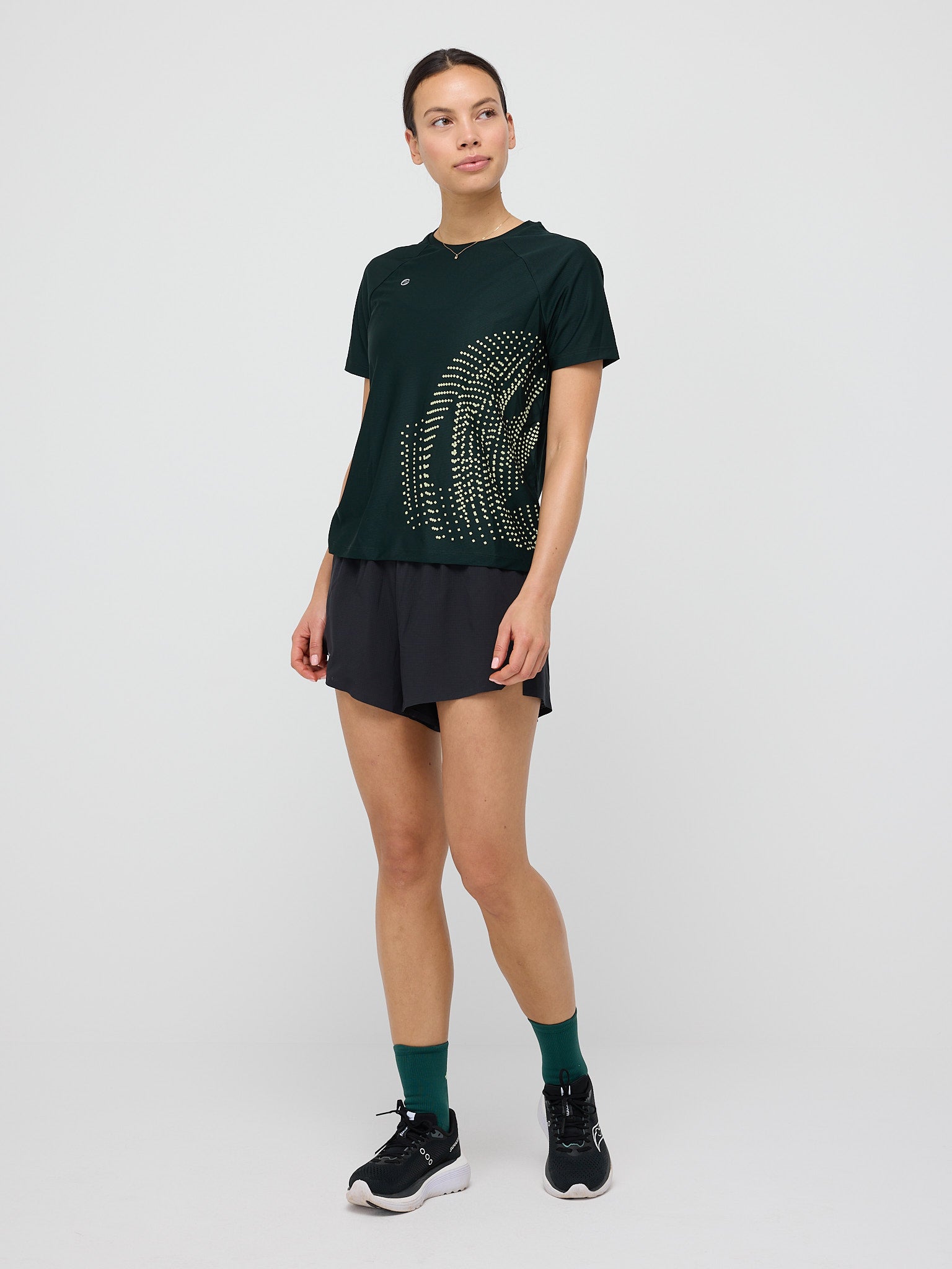 Lecia Tee