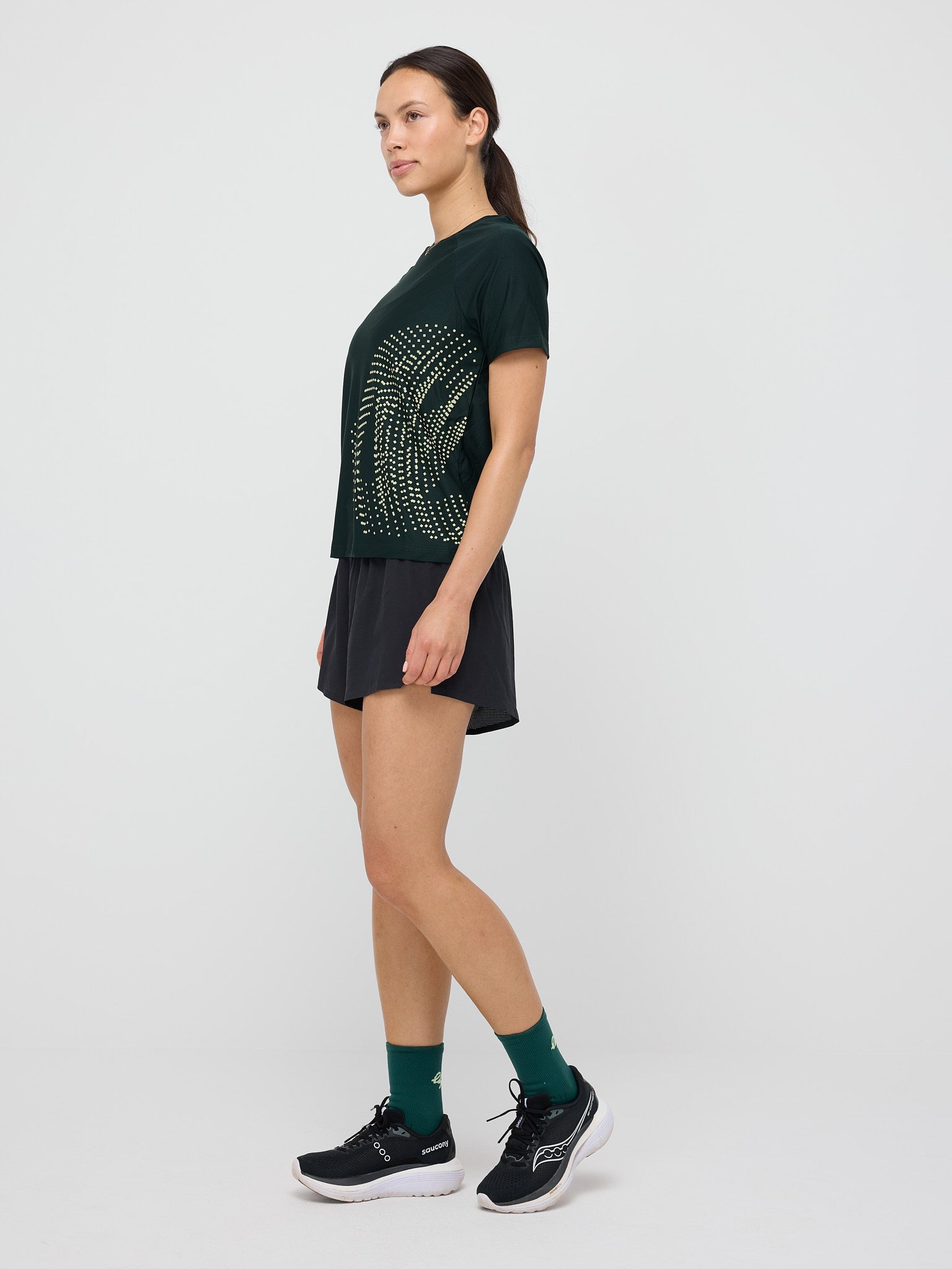 Lecia Tee