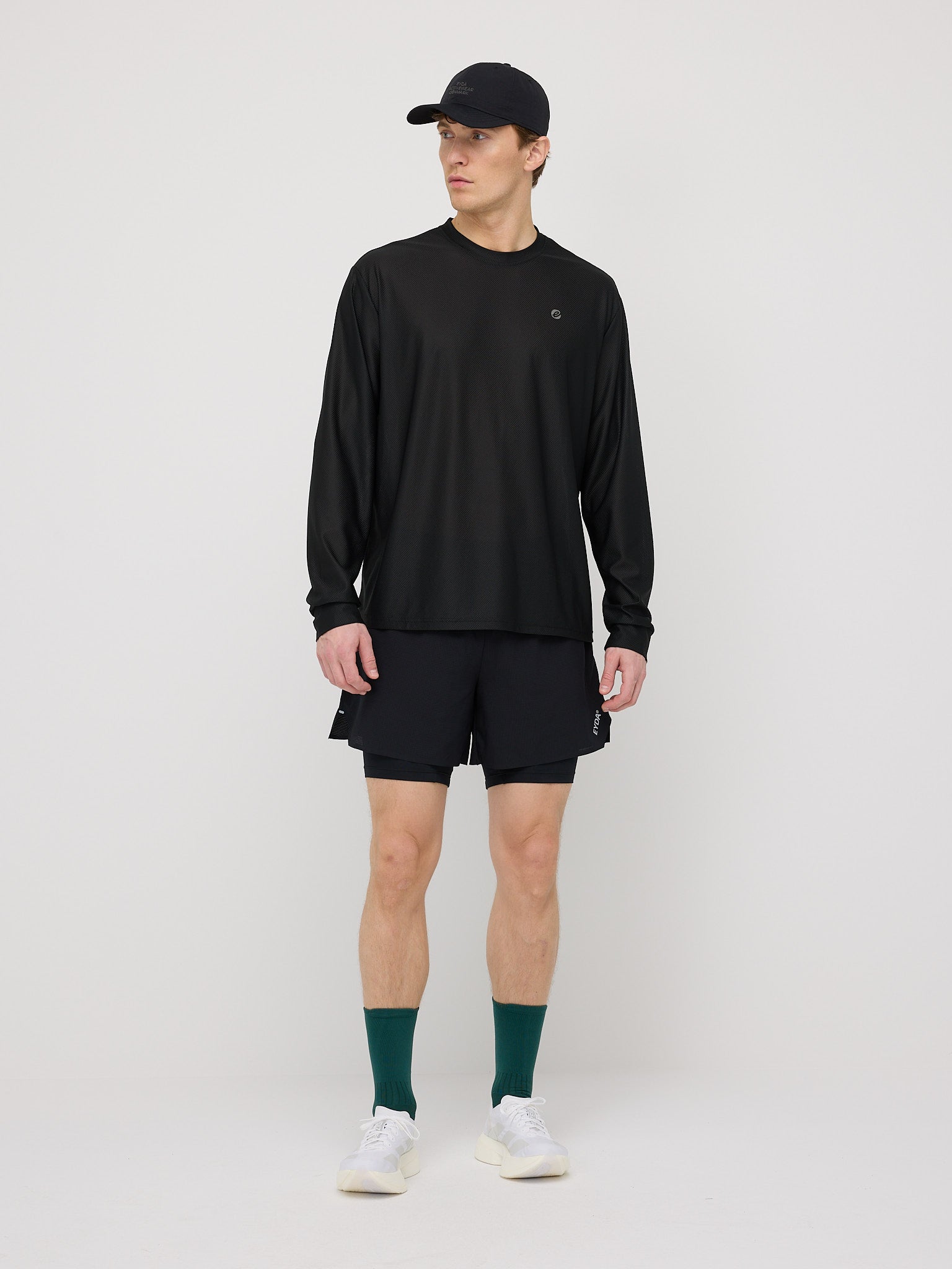 Noah Loose Long Sleeve